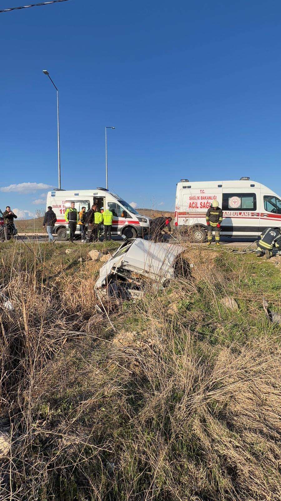 Konya’da otomobil bu hale geldi! 1 ölü, 1 yaralı var 7